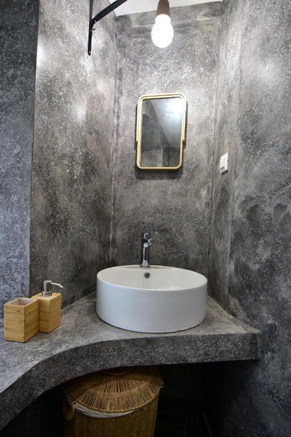 Queen 4 Apartment In The Heart Of The Corfu Historical Old Town Center Extérieur photo